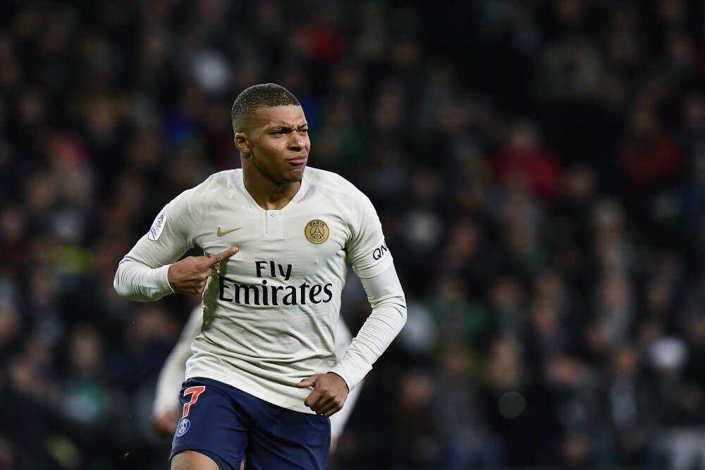 日本东京11月份整体消费物价同比增长2.7%